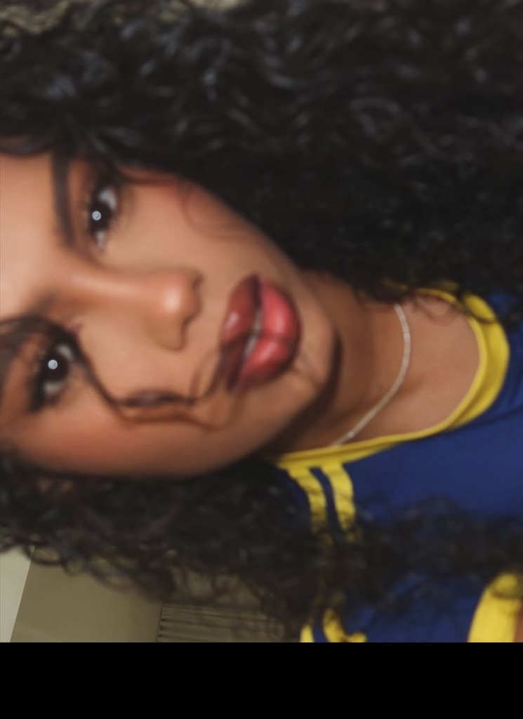 Guest_maynamour