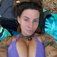 Guest_Blaxtonjane7