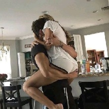 Guest_Julha38