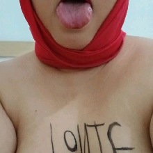 Guest_Lustange