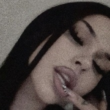 Guest_Laneyvu