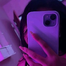 Guest_Luana2478