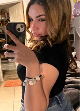 Guest_Leah114038