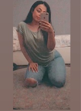 Yas497930