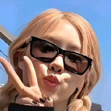 Guest_preciousbleudefr462c