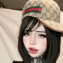 Guest_Mia305116