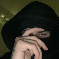 Guest_FWMN0TNl