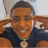 Guest_Sh3LoveeMe