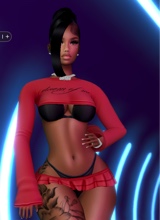 MonaeWhite