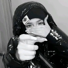 Guest_depressedpalemag3d87