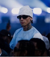 Guest_Xxtentacion243