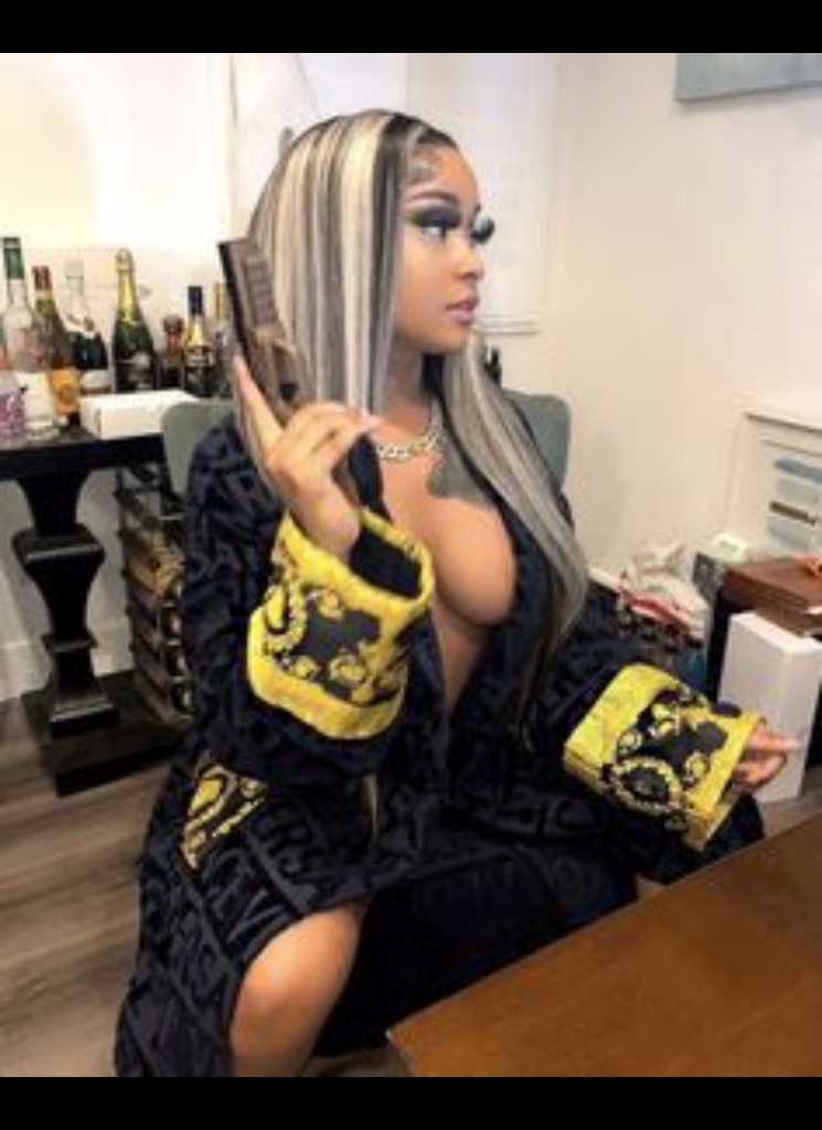 Guest_ashleyqueenlove1