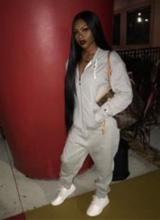 Guest_ellyxoxo1